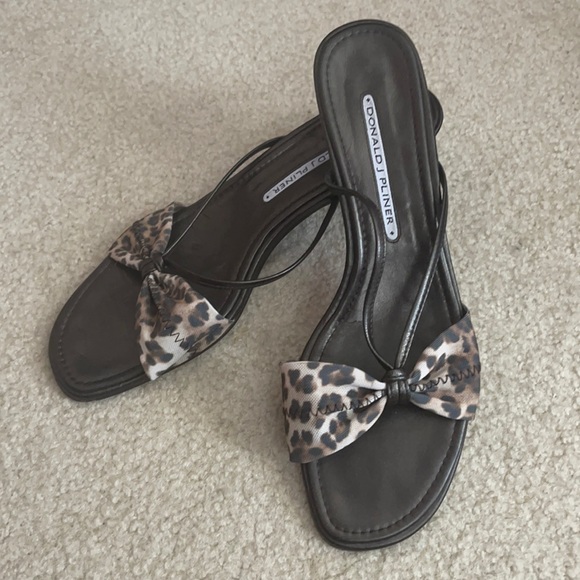 Donald J. Pliner | Shoes | Like New 